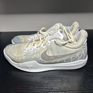 Nike Mamba Rage Pure Platinum White 908972-100 Kobe Sneakers Men's Size US 8